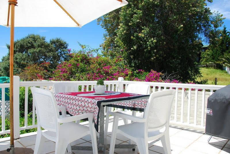 Guadeloupe Self Catering Appartement Knysna Buitenkant foto