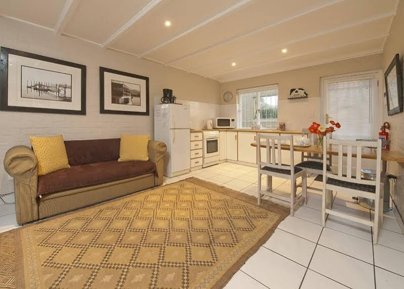 Guadeloupe Self Catering Appartement Knysna Buitenkant foto